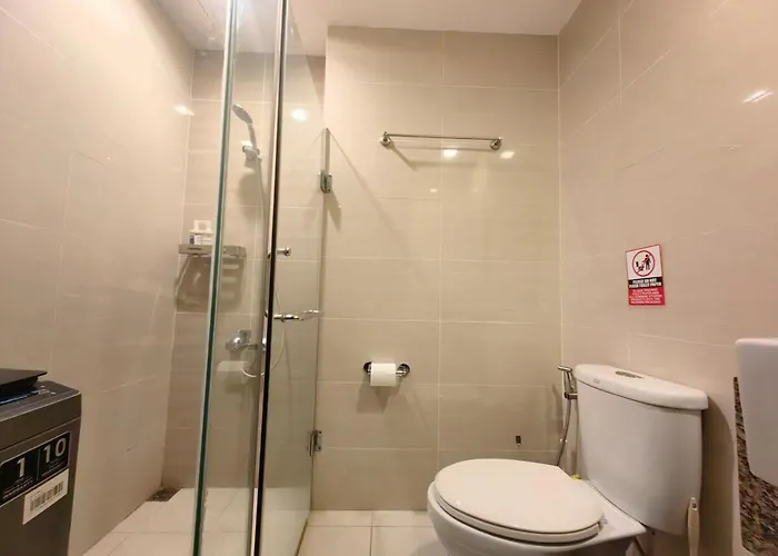 Uptown Bgc 1br Modern Pool View Unit By Terravista Apartment