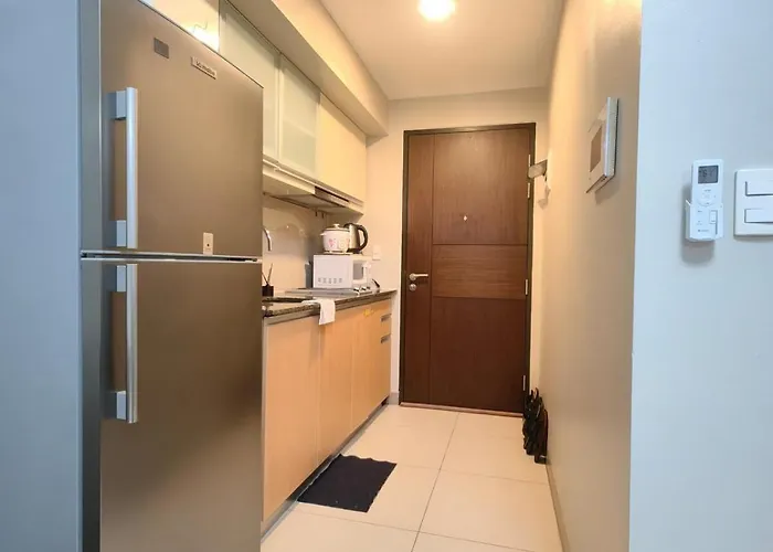Uptown Bgc 1br Modern Pool View Unit By Terravista * Manila